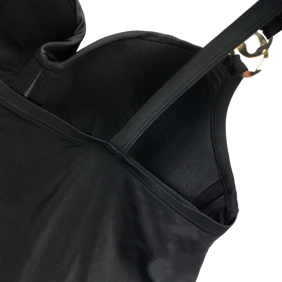 ✖️SOLD✖️Hardware Swim Tank - Picture 4 of 6